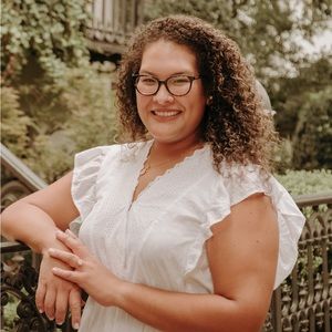 Meet your Posher, Alessandra